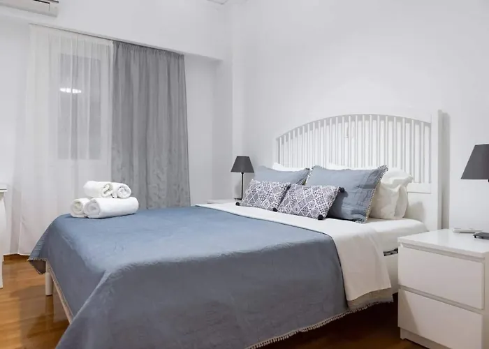 Apartment One Breath From Acropolis